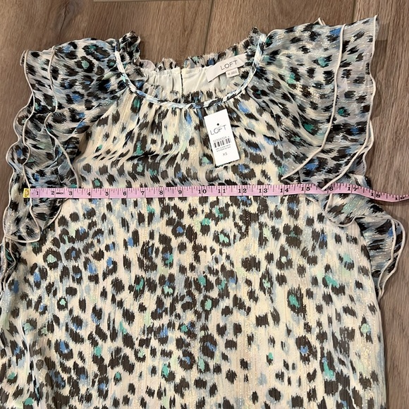 LOFT Sparkly Fluttery Sleeves Women's Leopard Print Top - Black and White XS - Picture 9 of 14